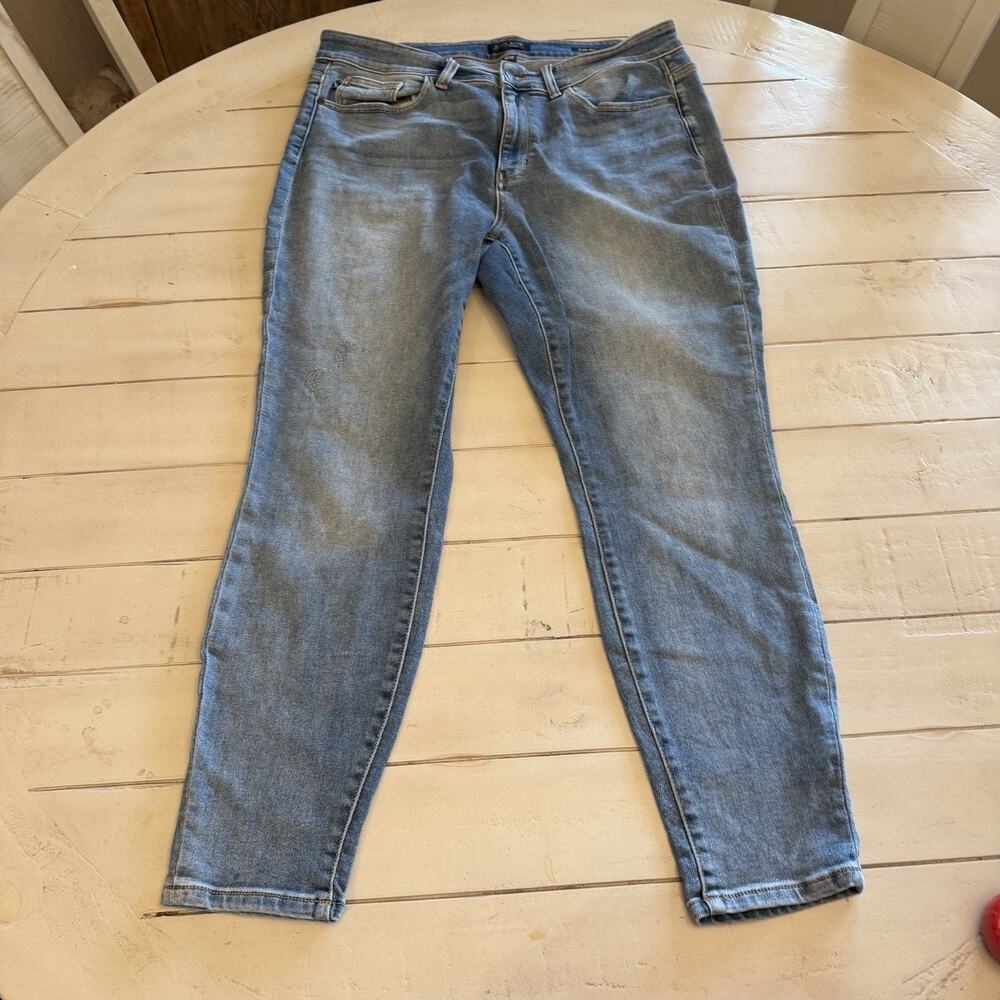 Judy Blue Jeans 16W
